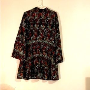 QED London Floral Bell Sleeved Dress | Size 8